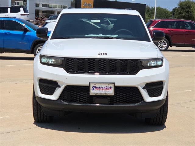 new 2025 Jeep Grand Cherokee car, priced at $42,807