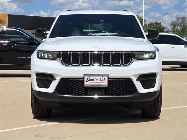 new 2025 Jeep Grand Cherokee car, priced at $43,575