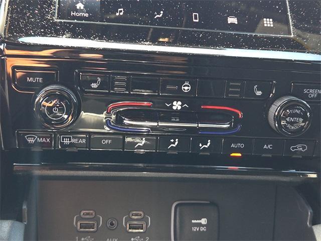 new 2025 Jeep Grand Cherokee L car, priced at $39,032