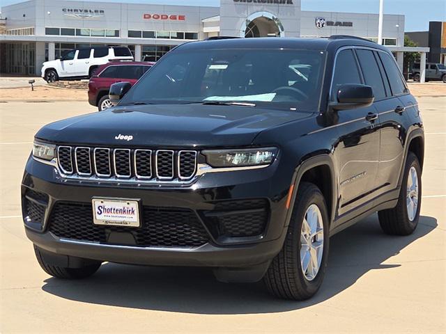 new 2025 Jeep Grand Cherokee car, priced at $41,722