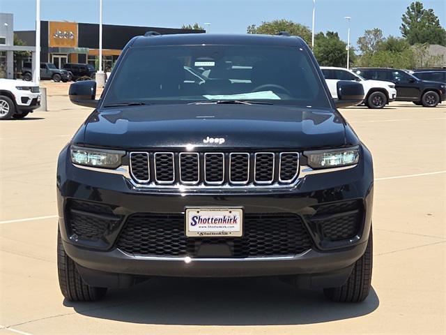 new 2025 Jeep Grand Cherokee car, priced at $41,722