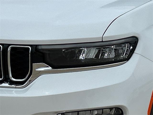 new 2025 Jeep Grand Cherokee car, priced at $48,262