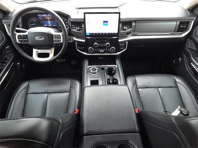 used 2024 Ford Expedition car, priced at $50,329