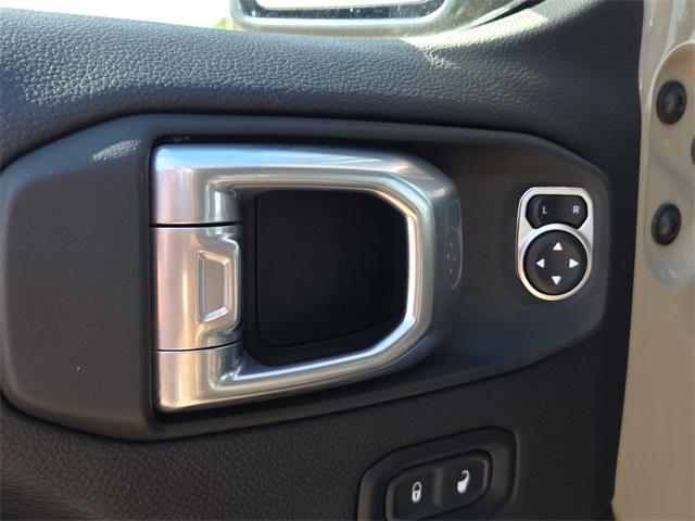 used 2020 Jeep Gladiator car, priced at $33,057