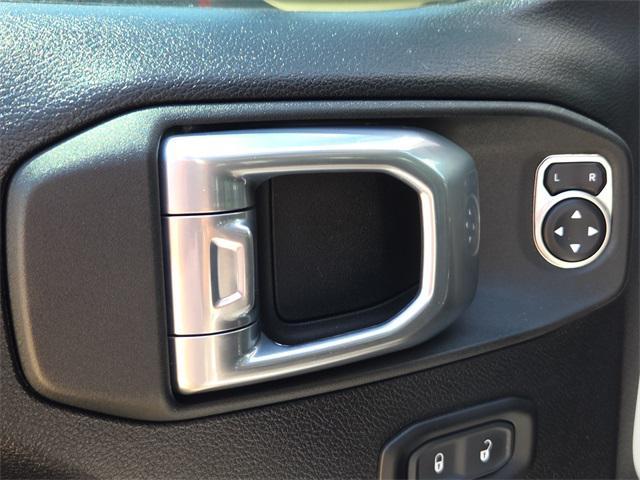 used 2021 Jeep Wrangler Unlimited car, priced at $29,911