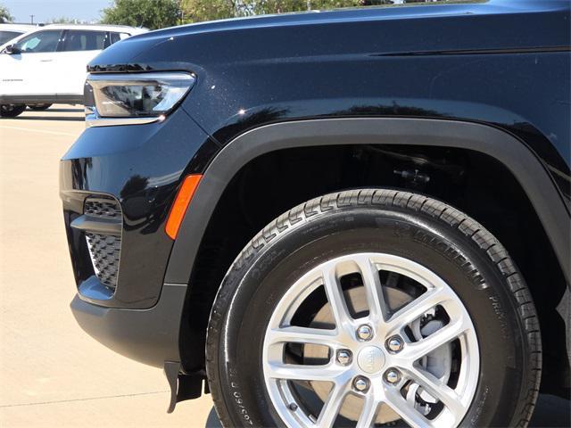 new 2025 Jeep Grand Cherokee car, priced at $33,736