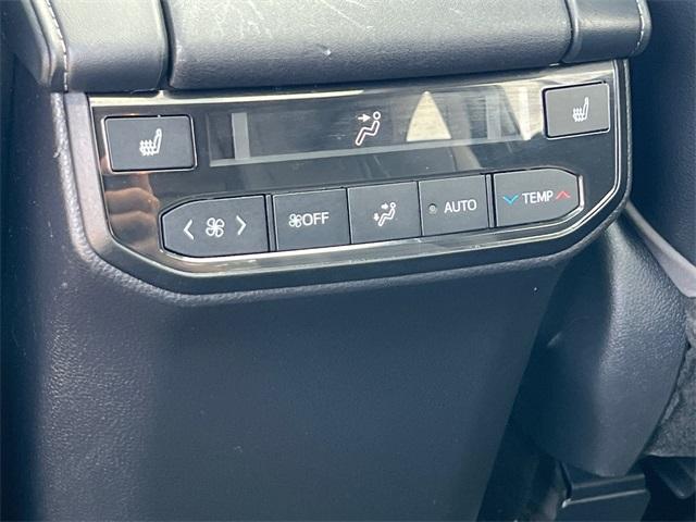 used 2022 Toyota Highlander car