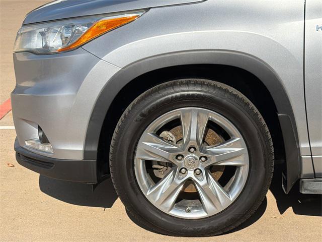 used 2015 Toyota Highlander Hybrid car, priced at $16,498