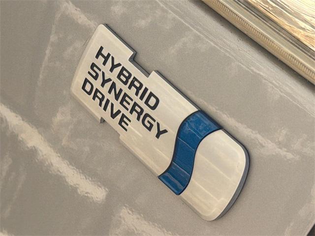 used 2015 Toyota Highlander Hybrid car, priced at $16,498