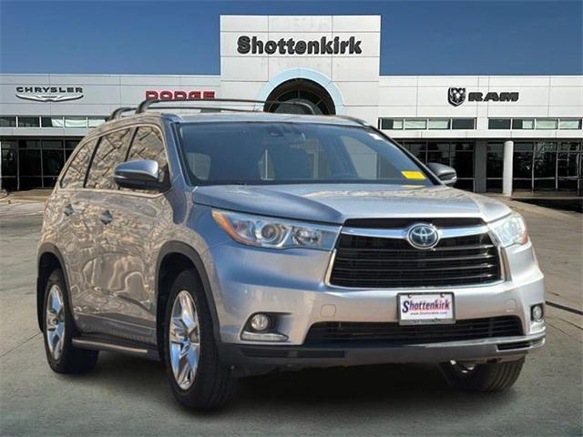 used 2015 Toyota Highlander Hybrid car, priced at $16,498