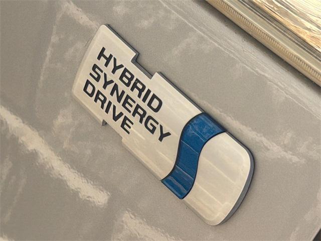 used 2015 Toyota Highlander Hybrid car, priced at $16,498