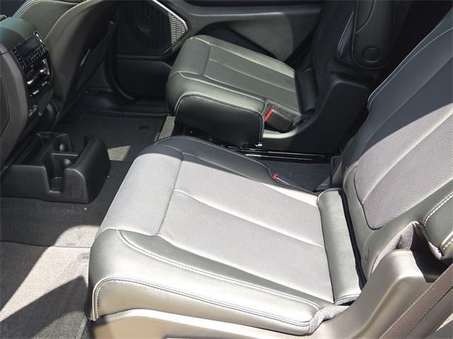 new 2025 Jeep Grand Cherokee L car, priced at $56,867
