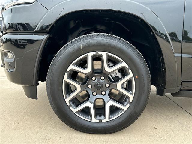 new 2025 Ram 1500 car, priced at $62,606