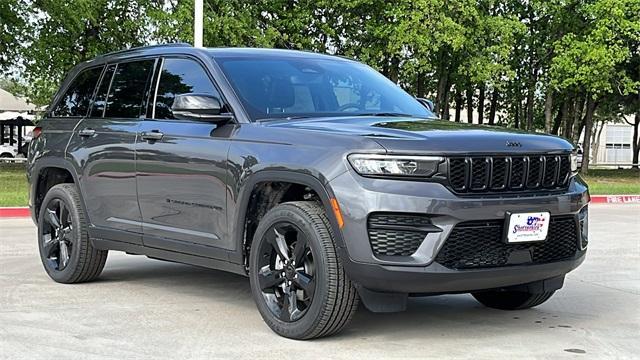 new 2024 Jeep Grand Cherokee car, priced at $41,587