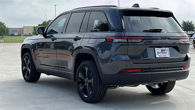 new 2024 Jeep Grand Cherokee car, priced at $41,587