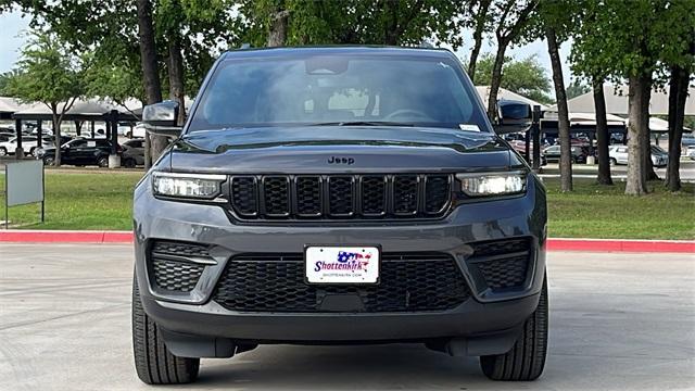 new 2024 Jeep Grand Cherokee car, priced at $41,587