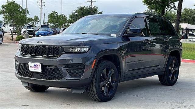 new 2024 Jeep Grand Cherokee car, priced at $41,587