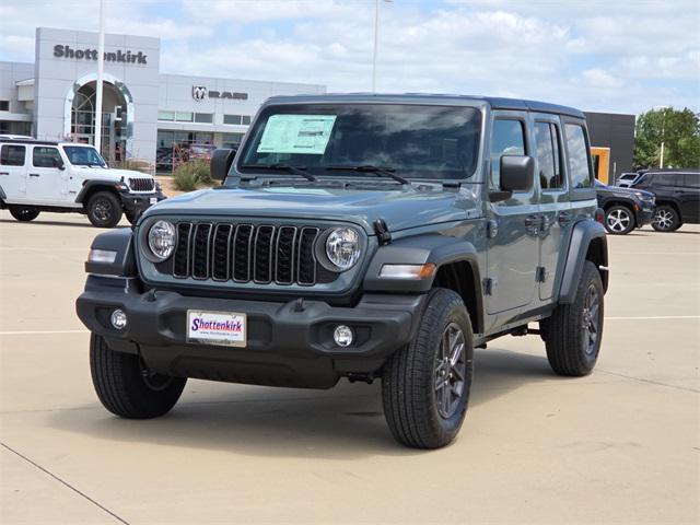 new 2025 Jeep Wrangler car, priced at $45,304