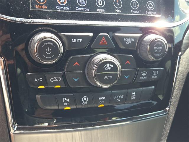 used 2021 Jeep Grand Cherokee car, priced at $17,344