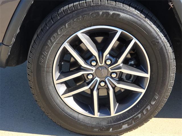 used 2020 Jeep Grand Cherokee car, priced at $17,495
