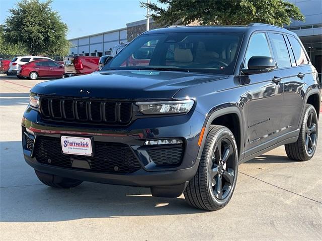 new 2024 Jeep Grand Cherokee car, priced at $46,323