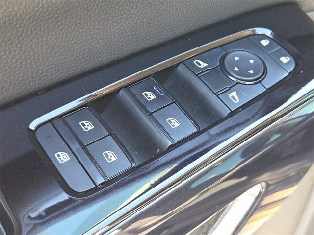 used 2022 Nissan Pathfinder car, priced at $19,493