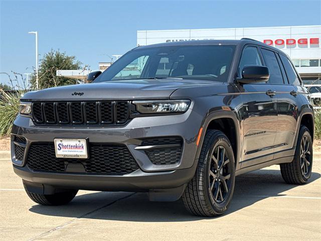 new 2025 Jeep Grand Cherokee car, priced at $42,480