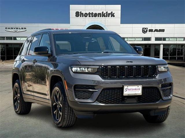 new 2025 Jeep Grand Cherokee car, priced at $42,480