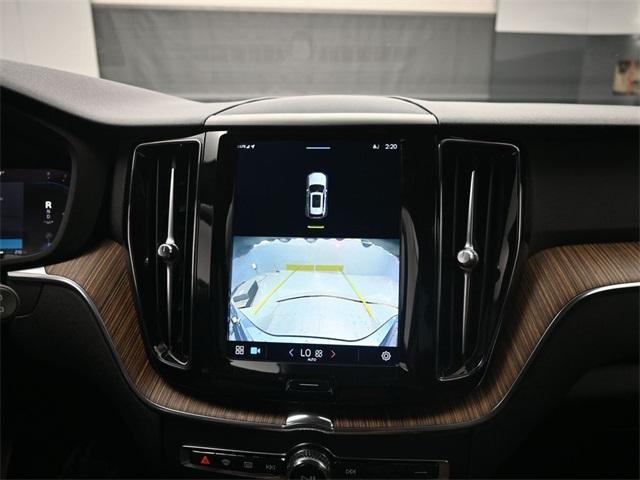 used 2022 Volvo XC60 car, priced at $31,733