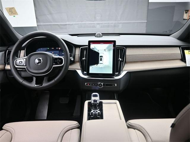 new 2025 Volvo XC90 Plug-In Hybrid car, priced at $78,595