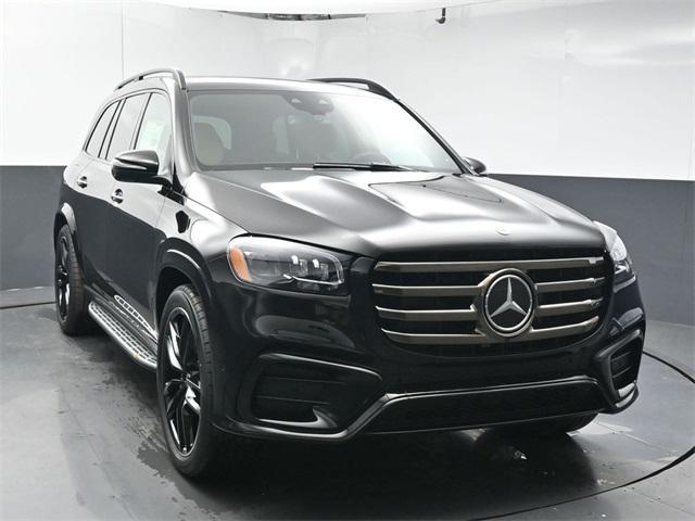 new 2025 Mercedes-Benz GLS 450 car, priced at $104,370