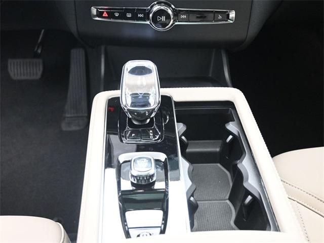 new 2025 Volvo XC90 car, priced at $64,845