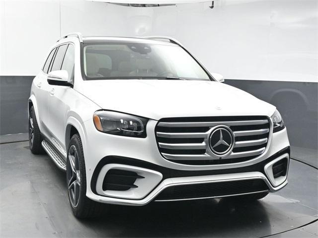 new 2025 Mercedes-Benz GLS 450 car, priced at $103,805
