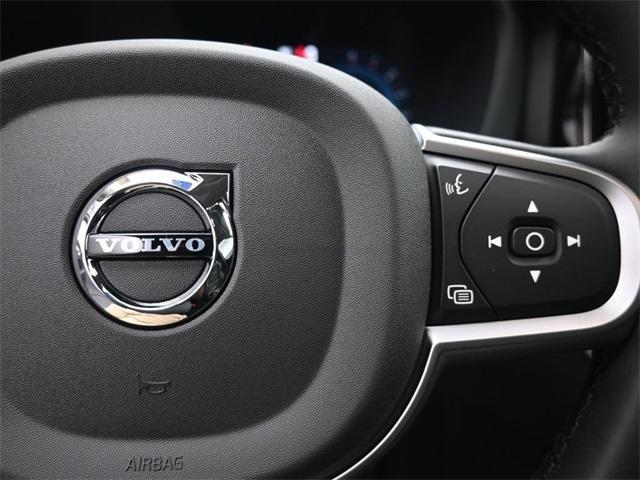 new 2025 Volvo XC60 car, priced at $49,895