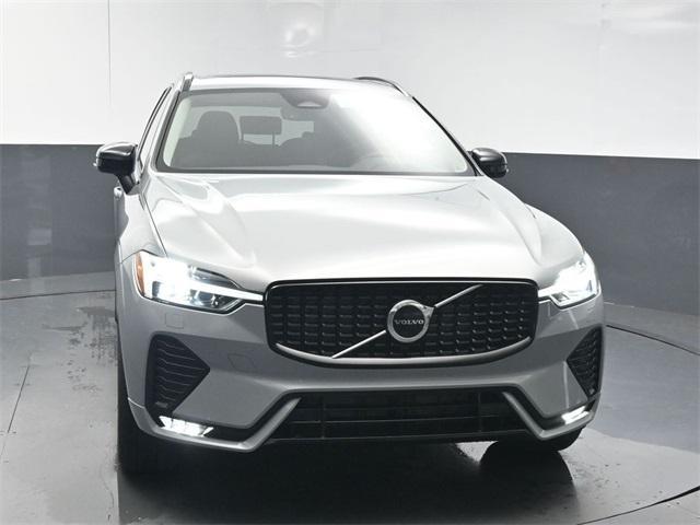 new 2025 Volvo XC60 car, priced at $49,895