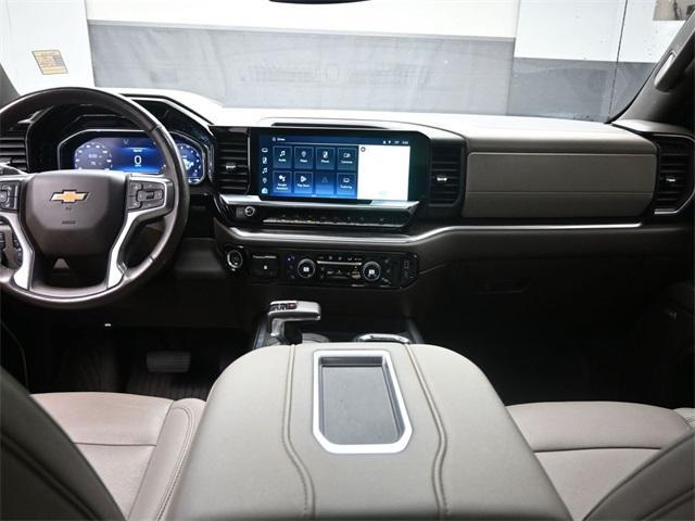 used 2022 Chevrolet Silverado 1500 car, priced at $38,374
