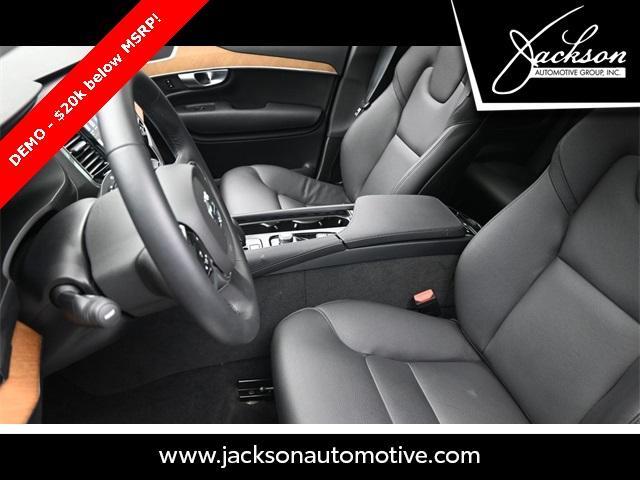used 2024 Volvo XC90 Recharge Plug-In Hybrid car, priced at $55,154