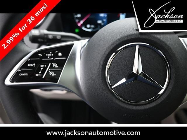 new 2025 Mercedes-Benz GLA 250 car, priced at $48,735