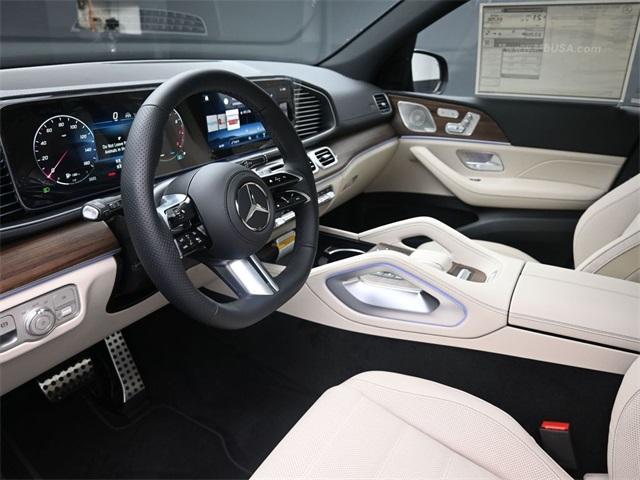 new 2025 Mercedes-Benz GLS 450 car, priced at $101,400