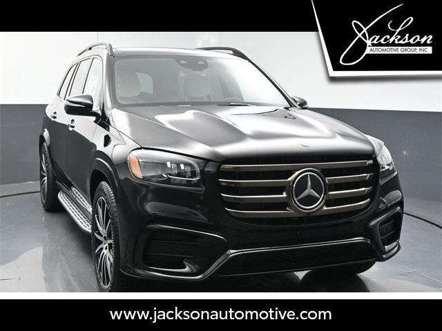 new 2025 Mercedes-Benz GLS 450 car, priced at $101,400