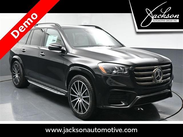 new 2025 Mercedes-Benz GLS 450 car, priced at $101,400