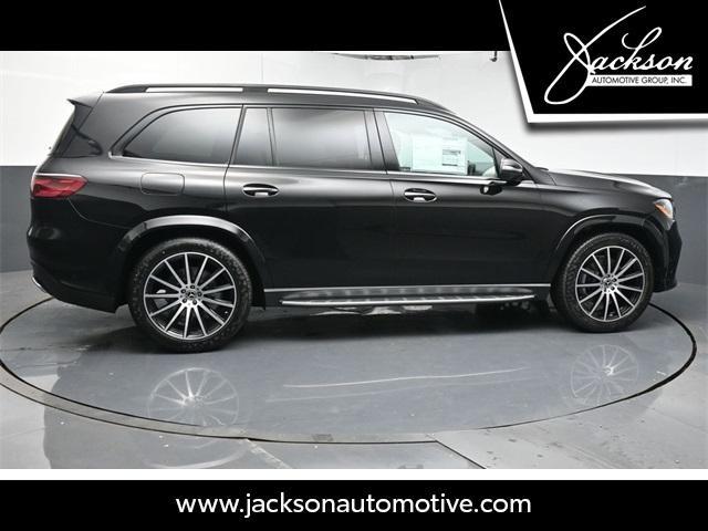 new 2025 Mercedes-Benz GLS 450 car, priced at $101,400