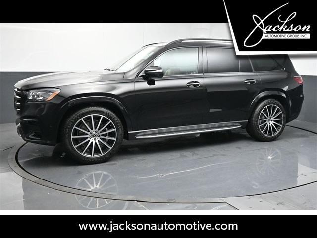 new 2025 Mercedes-Benz GLS 450 car, priced at $101,400