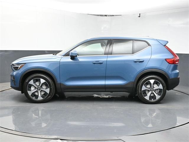 new 2024 Volvo XC40 car, priced at $46,829