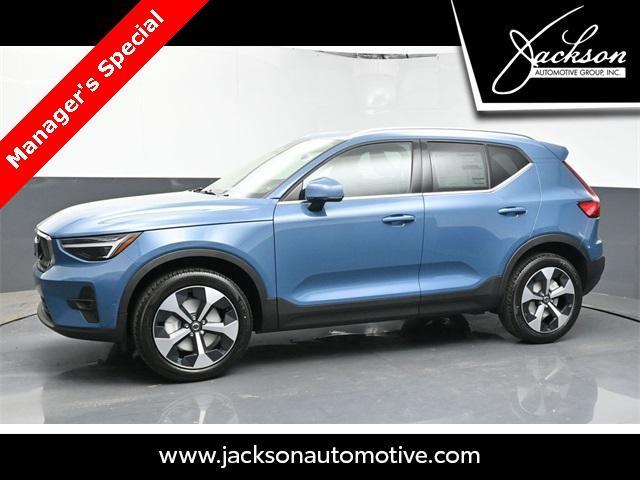 new 2024 Volvo XC40 car, priced at $46,829