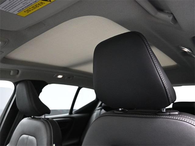 new 2024 Volvo XC40 car, priced at $46,829