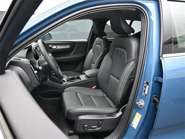 new 2024 Volvo XC40 car, priced at $46,829