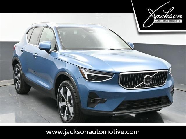 new 2024 Volvo XC40 car, priced at $46,829