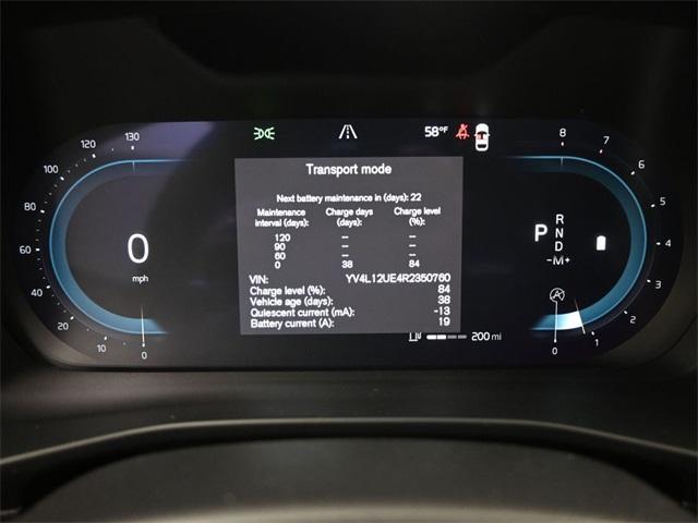 new 2024 Volvo XC40 car, priced at $46,829