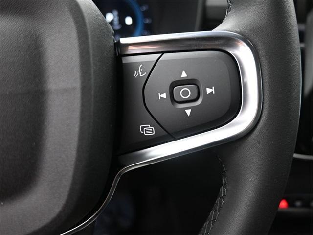 new 2024 Volvo XC40 car, priced at $46,829